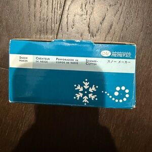 Creative Memories Snow Maker Punch - Blue